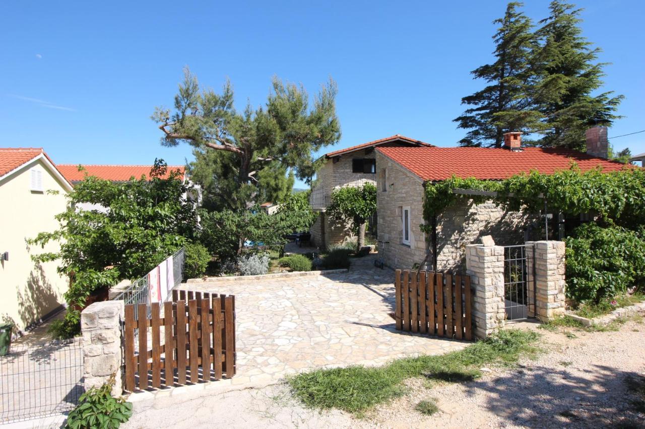 Stone House Skrivena Villa Pridraga Exterior foto