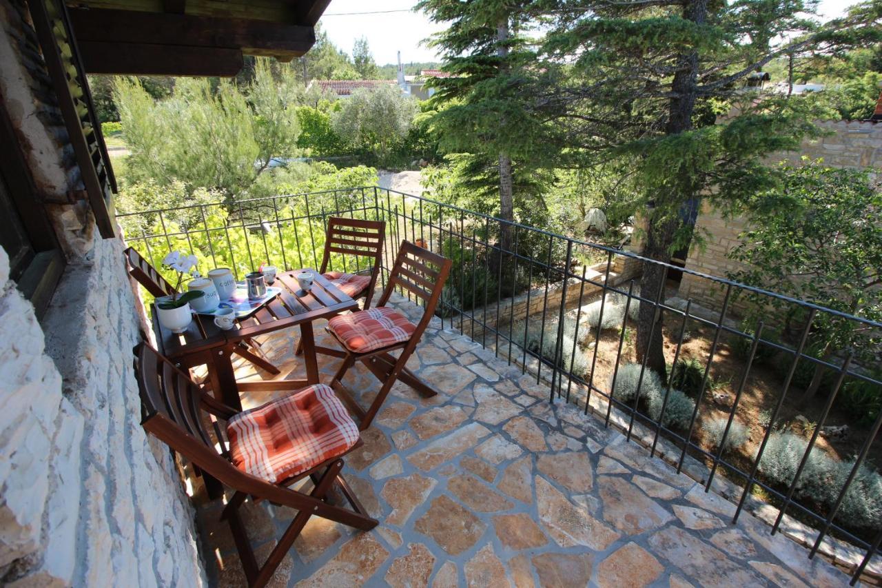 Stone House Skrivena Villa Pridraga Exterior foto